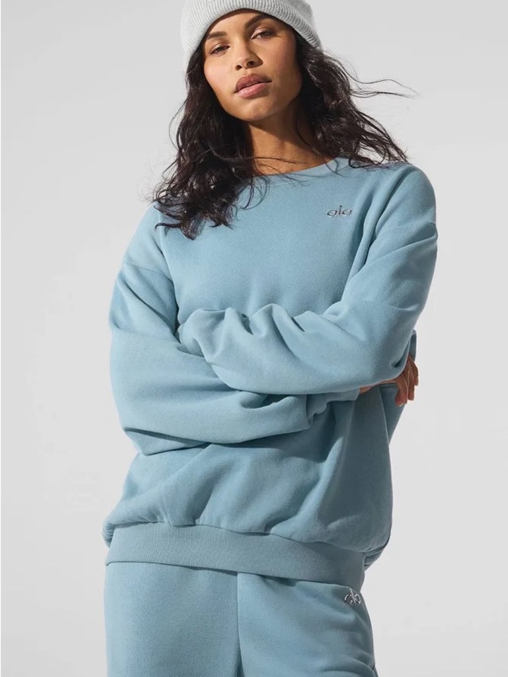 ALO Yoga Accolade Crewneck Pullover - Celestial Blue